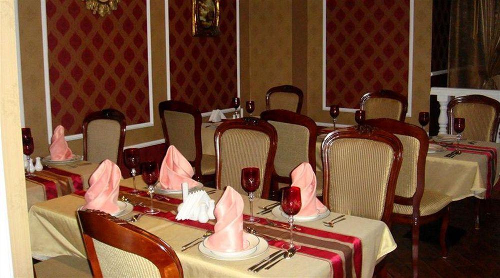 Royal Beach Resort & Spa Sharjah Bagian luar foto