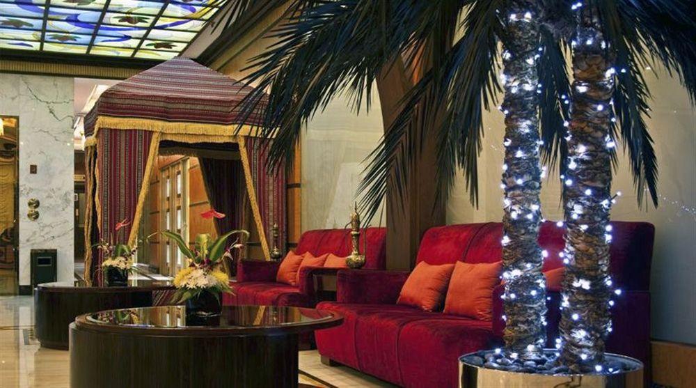 Royal Beach Resort & Spa Sharjah Bagian luar foto