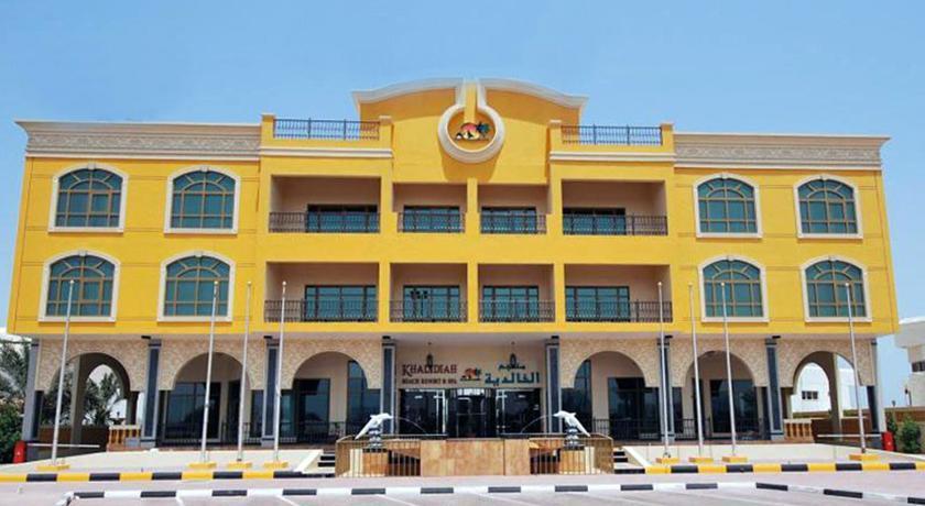 Royal Beach Resort & Spa Sharjah Bagian luar foto