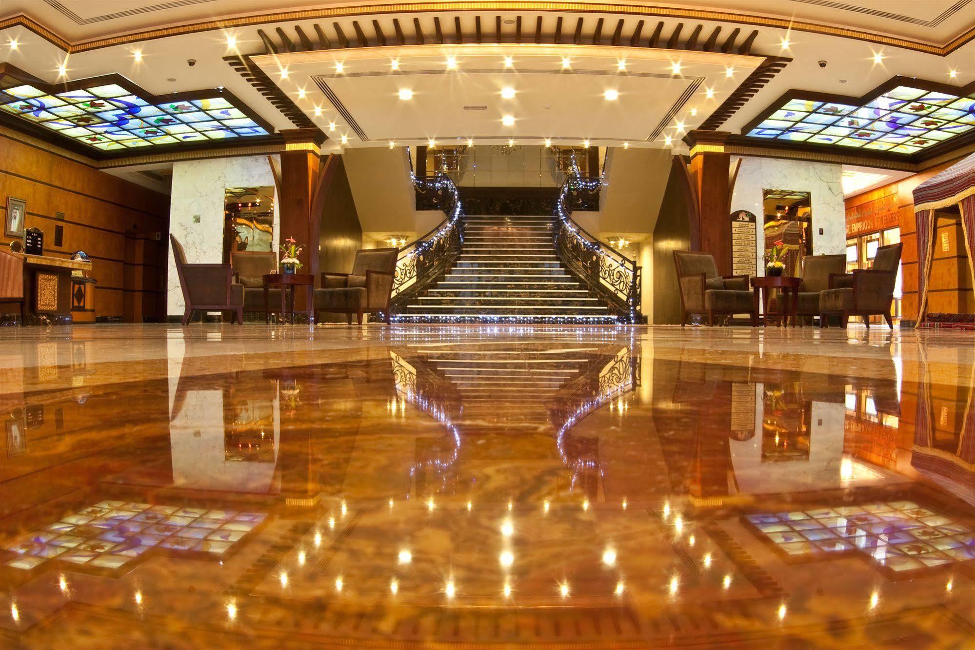 Royal Beach Resort & Spa Sharjah Bagian luar foto